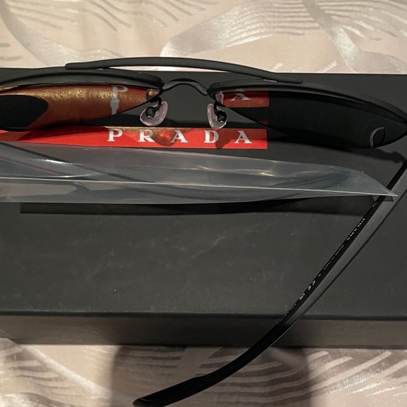 Brand New Men’s Prada Linea Rossa Polarized Sunglasses - Picture 6 of 8